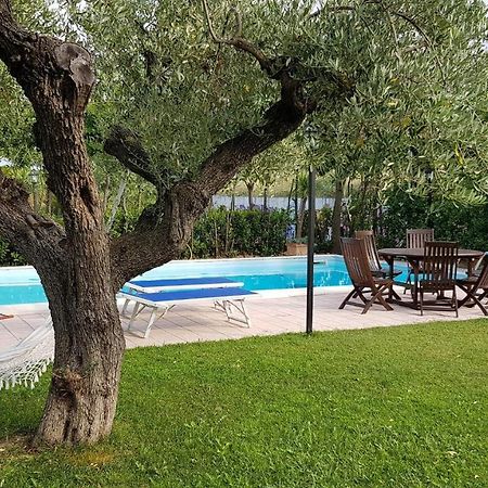 Sinilu B&B Silvi Paese Экстерьер фото