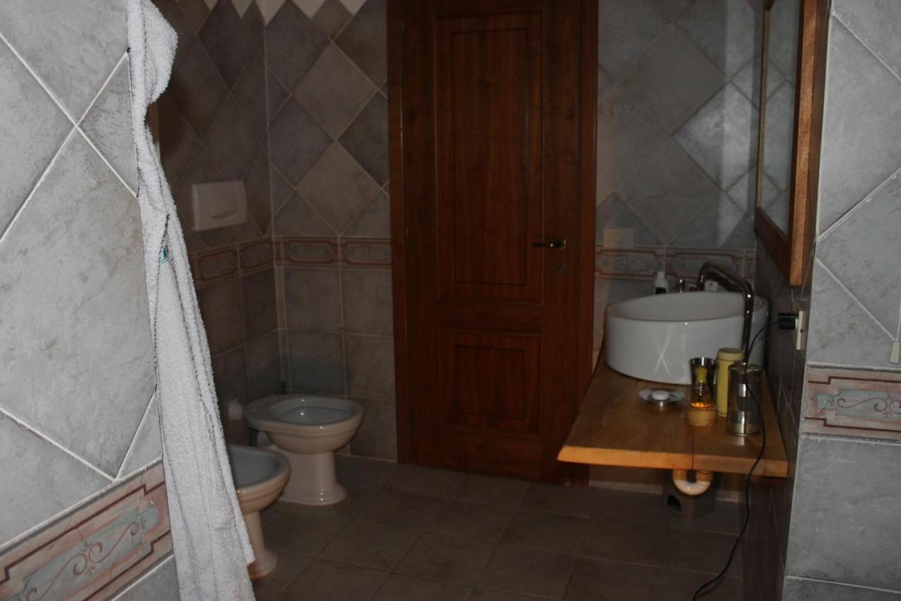 Sinilu B&B Silvi Paese Экстерьер фото