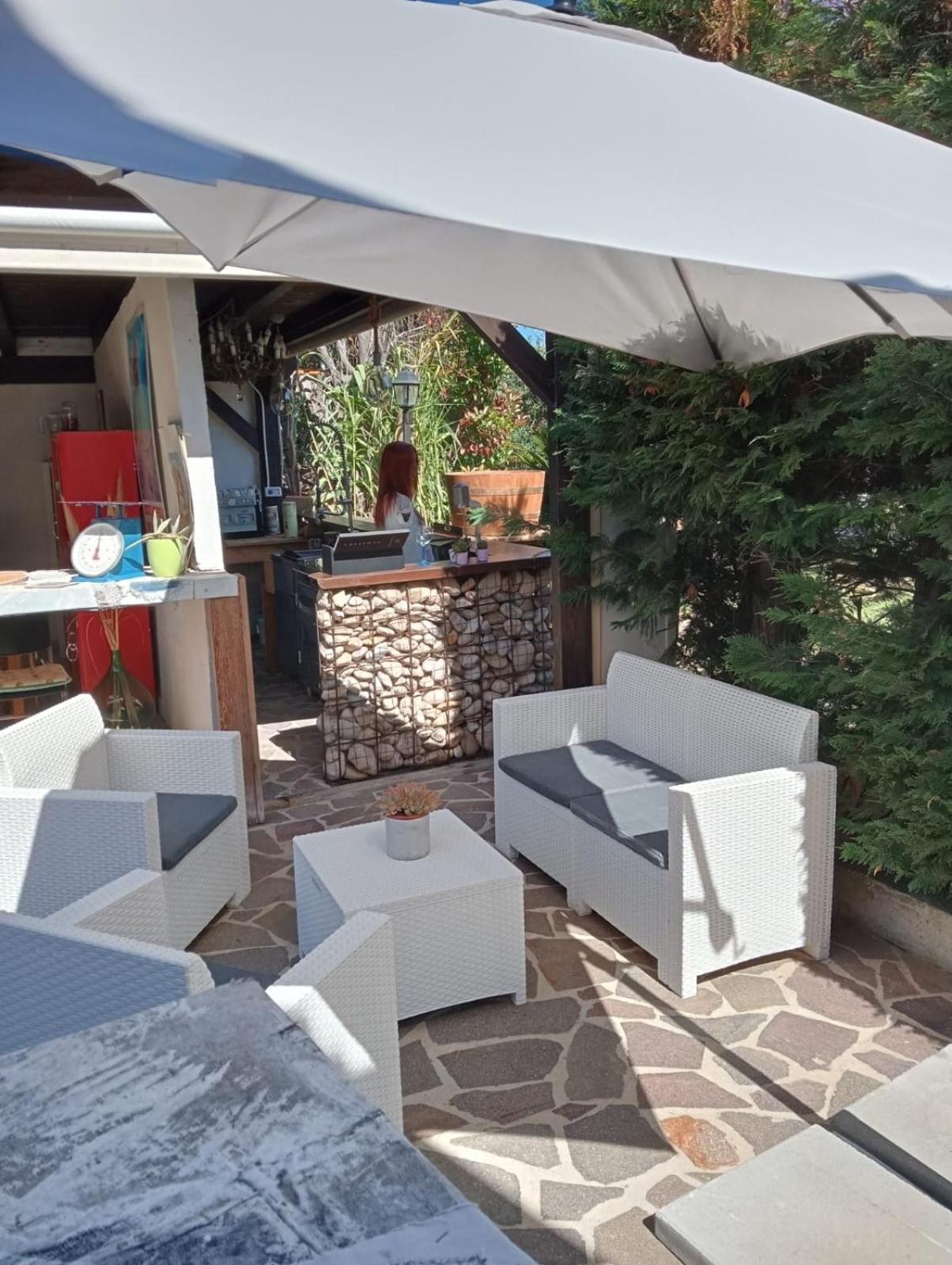 Sinilu B&B Silvi Paese Экстерьер фото